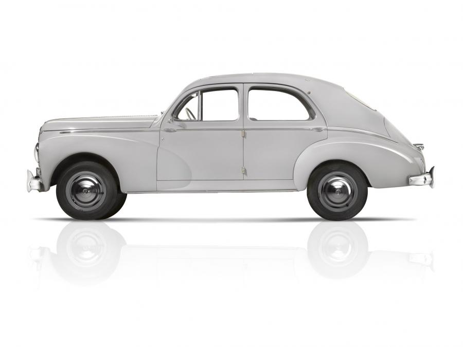  Peugeot 203 1948 года  (фото 2 из 20)